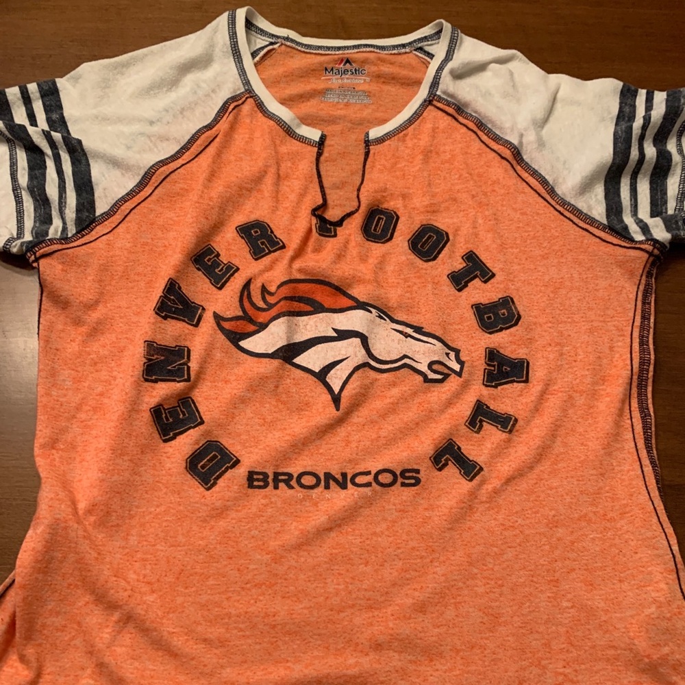 Women’s Broncos Shirt
